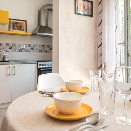 Photo Art Apartment Burgas Esterno foto