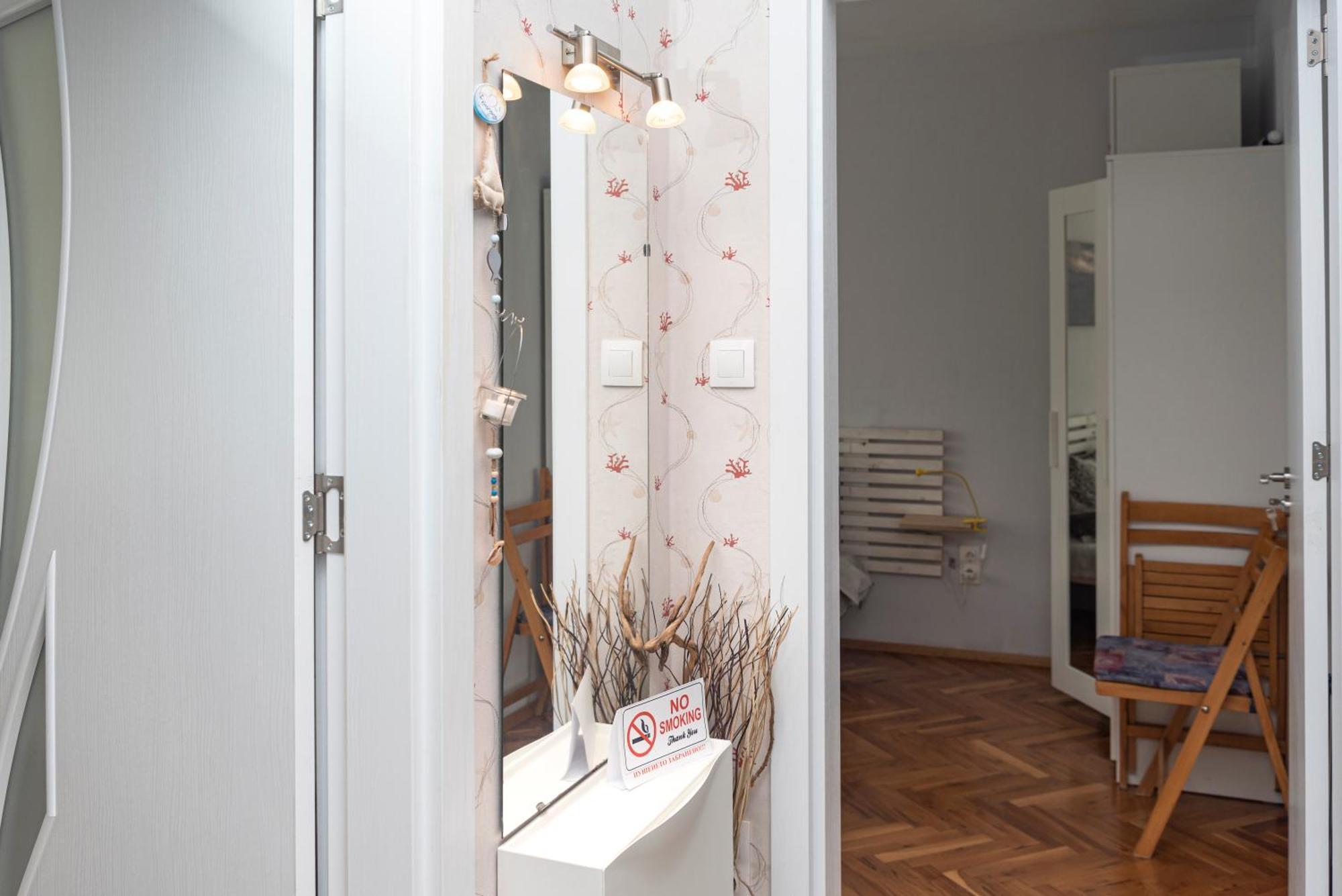 Photo Art Apartment Burgas Esterno foto