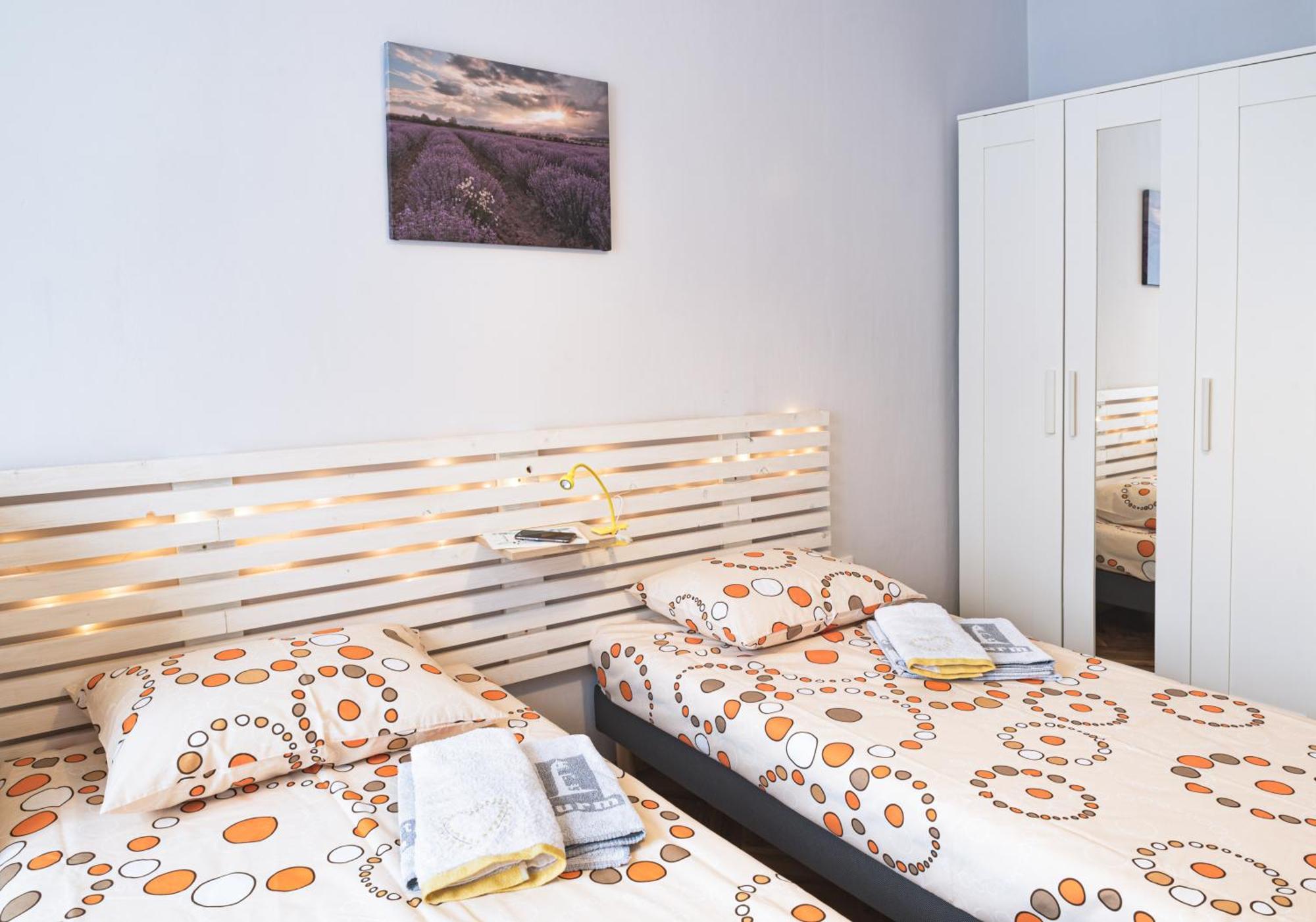 Photo Art Apartment Burgas Esterno foto