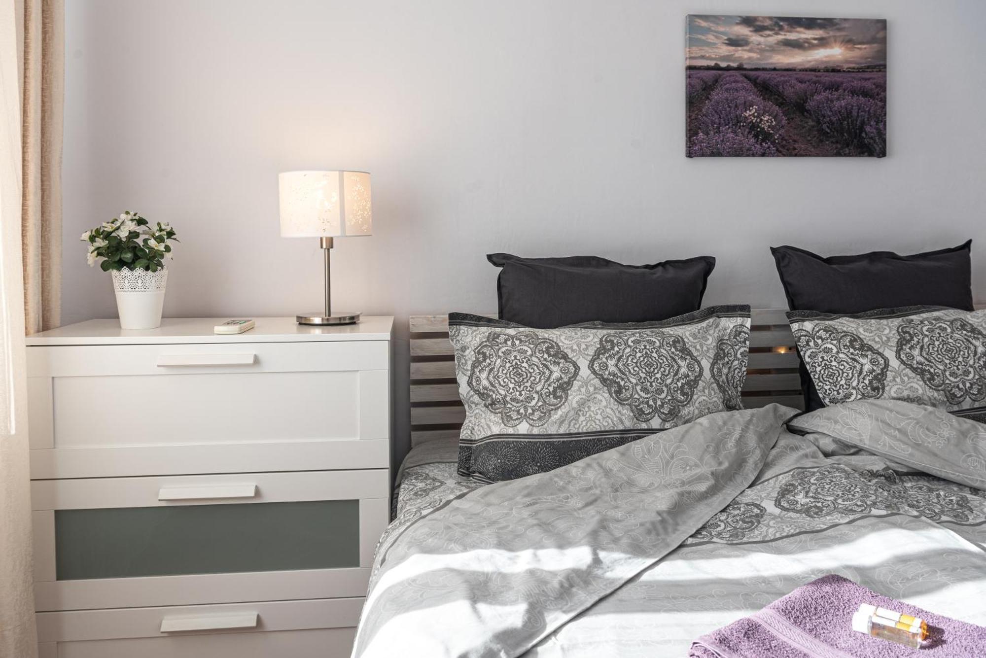 Photo Art Apartment Burgas Esterno foto
