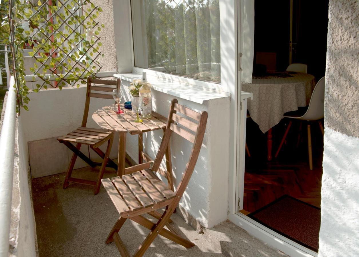 Photo Art Apartment Burgas Esterno foto